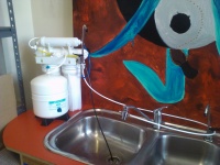 a Portable Reverse Osmosis With Storage a Portable Reverse Osmosis With Storage